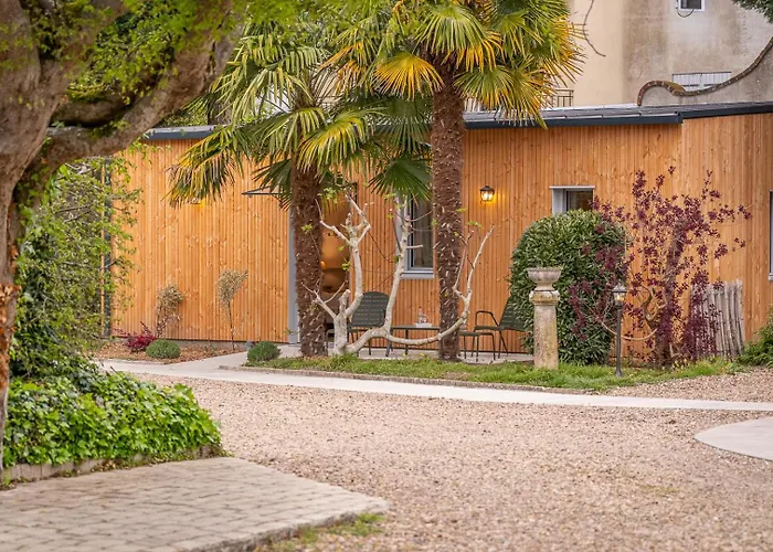 Le Pavillon des Lys - Hôtel Particulier